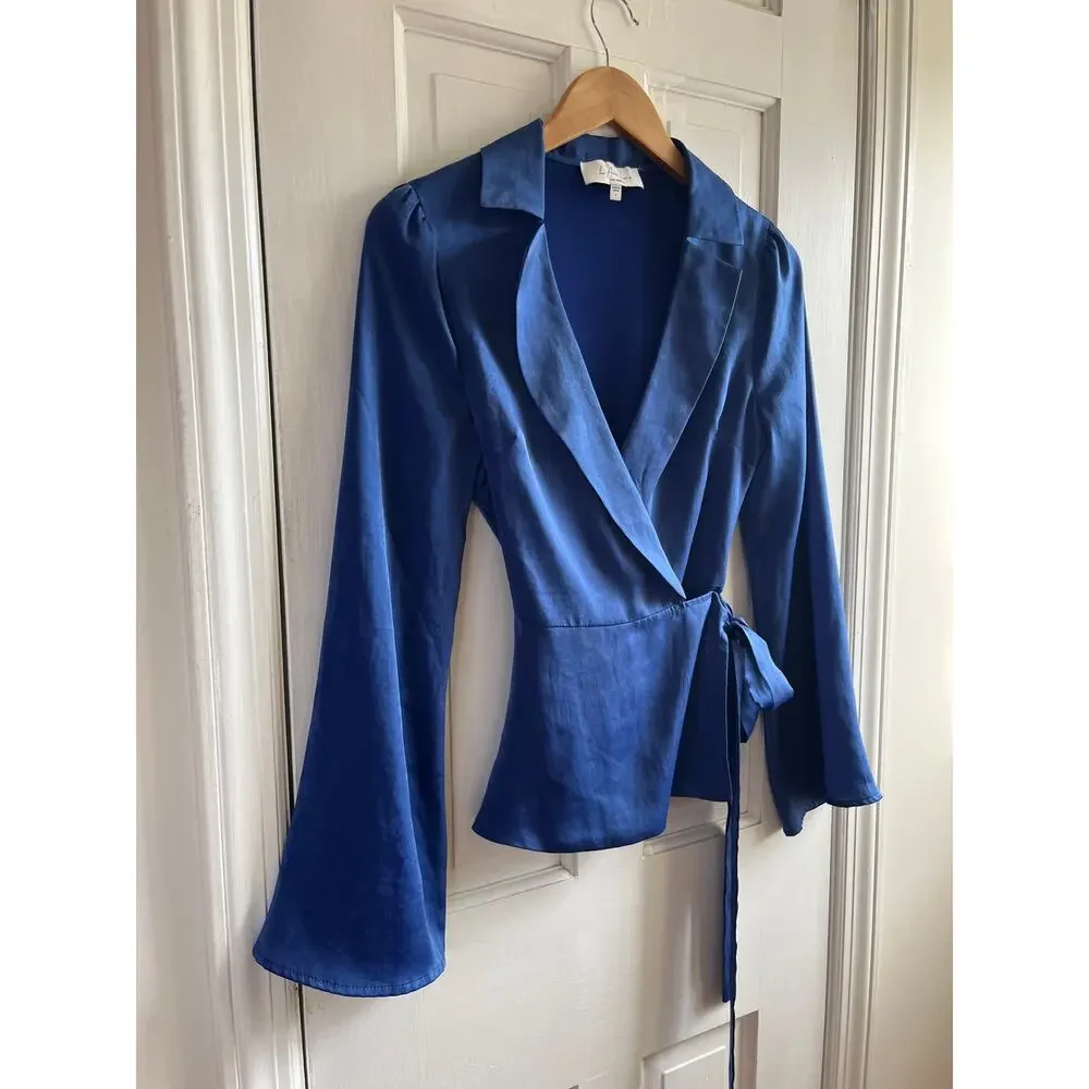 ✨ L'Academie The Wrap Blouse in Navy Blue | Satin Luxe Sz S | Revolve✨ - Picture 3 of 8